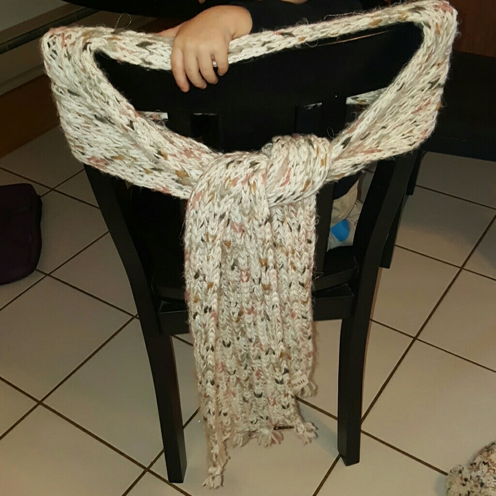 Gorgeous fossil scraf